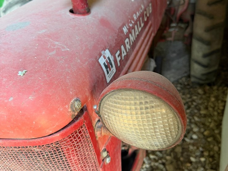 ihc-cub,-￼has-belly-mower-image-10