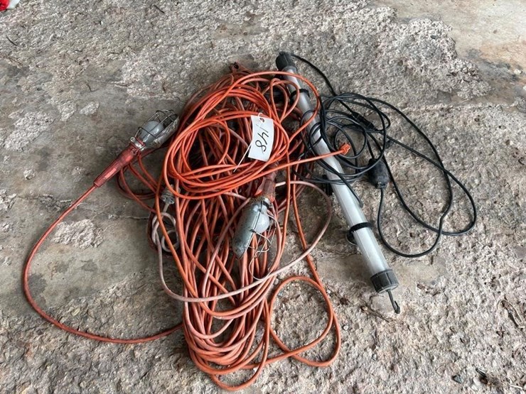 extension-cords-&-lights-image-1