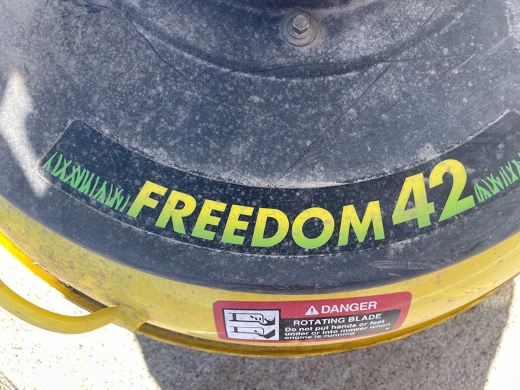 john-deere-freedom-42-image-9