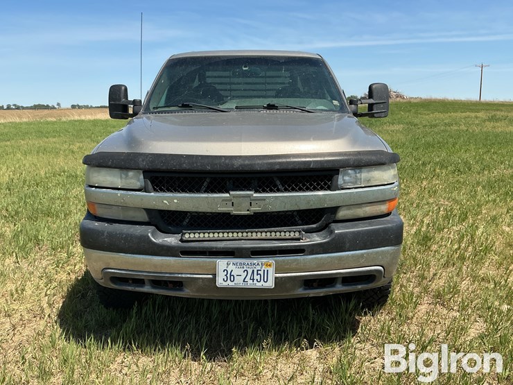 2001-chevrolet-2500-image-2