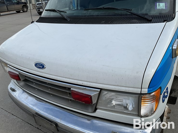 1996-ford-e350-image-10
