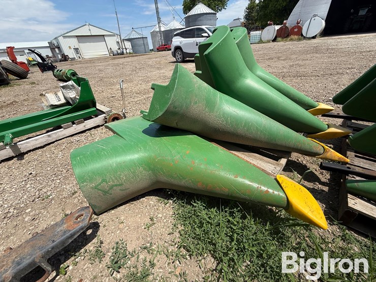john-deere-platform-head-end-snouts-image-3