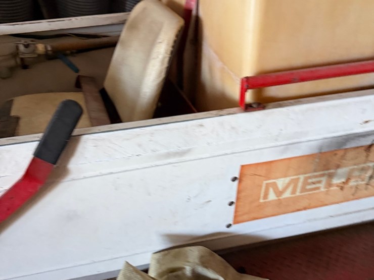 103-melroe-spray-coupe,-engine-runs,-transmission-linkage-issue,-have-booms-image-13