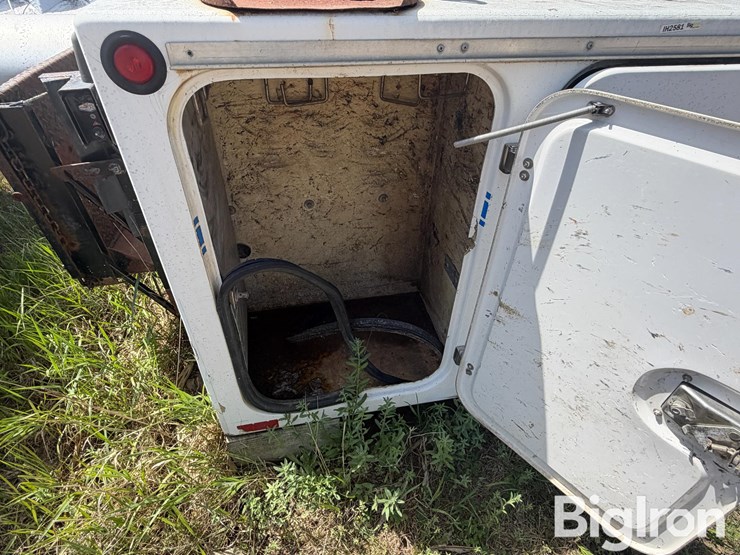 fiberglass-utility-pickup-box-image-18