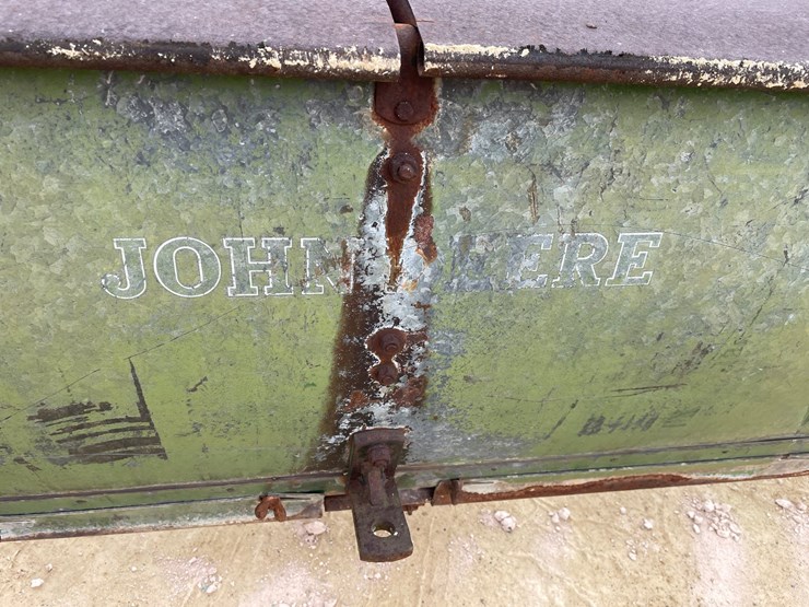 #2015-•-antique-john-deere-lime-spreader-image-9