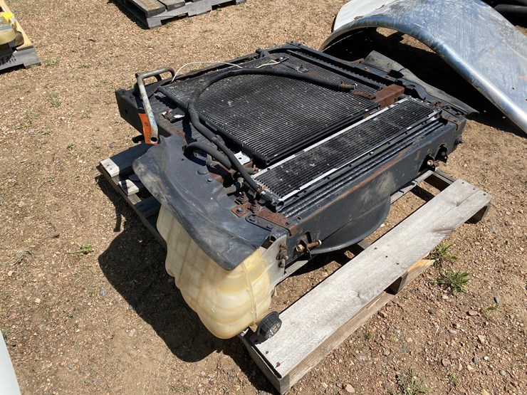 international-durastar-4300-image-6