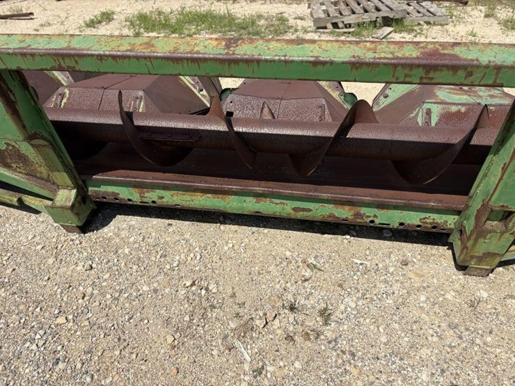 john-deere-444-image-7