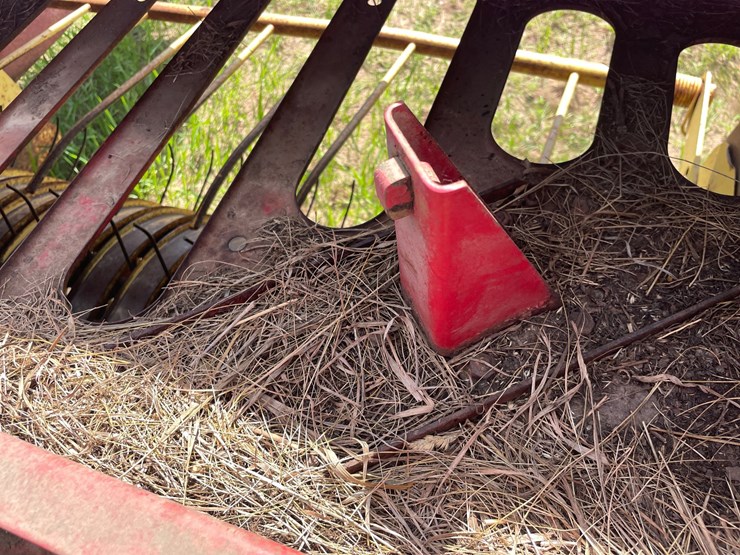 new-holland-273-image-53