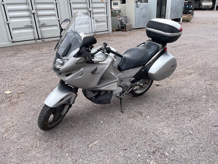 #214-•-2010-honda-touring-(has-a-nm-title)-image-1