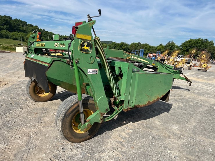 john-deere-630-image-6