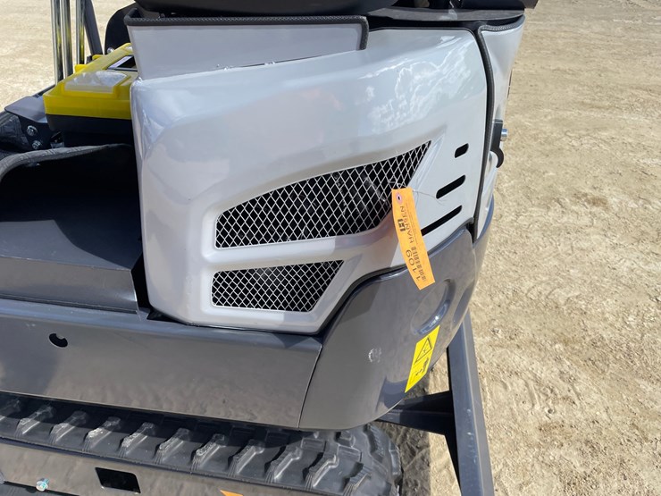 #1109-•-new-ats-me18-mini-excavator-image-12