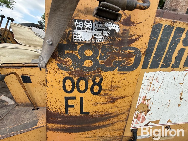 case-585d-construction-king-rough-terrain-forklift-image-19