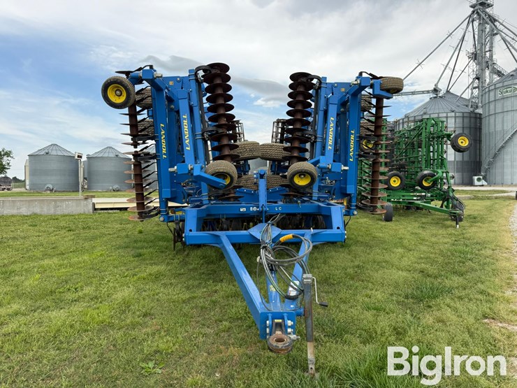 2017-landoll-7450-49-image-2