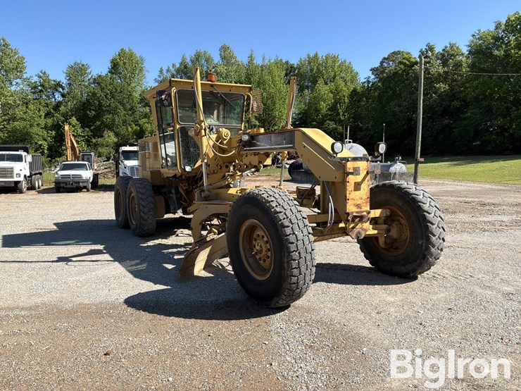 1993-caterpillar-140h-image-3