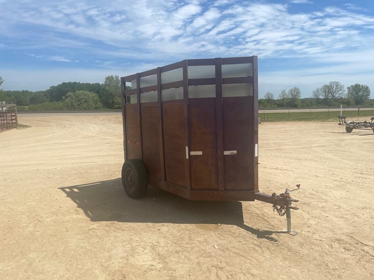 #514-•-10'-livestock-trailer-(no-title)-image-3