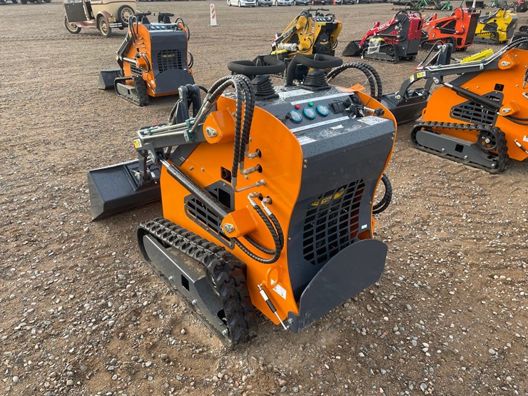 #2003-•-unused-2026-landhonor-mini-skid-steer-loader-image-2
