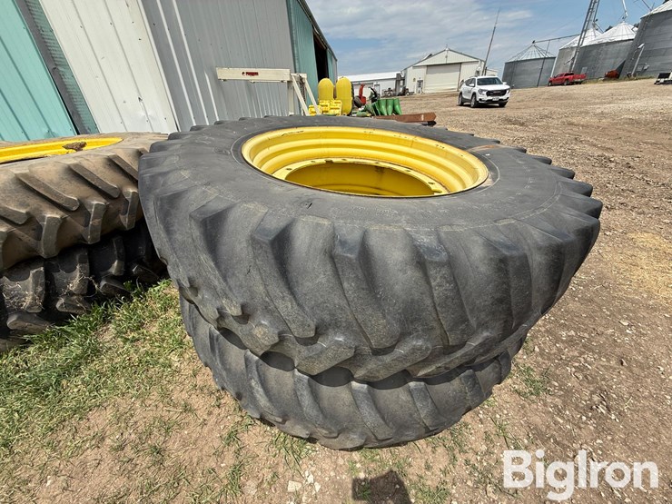 deere-tires-image-2