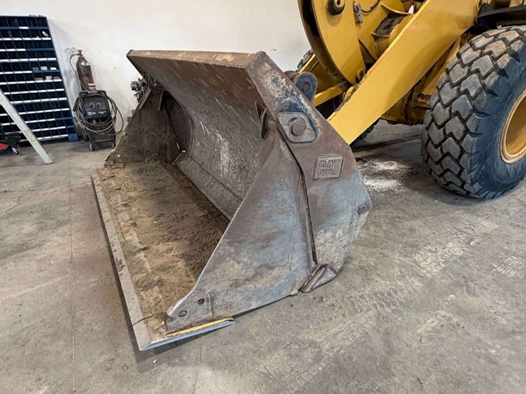 caterpillar-938-image-10
