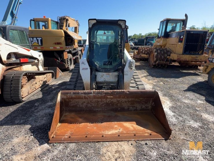 2021-bobcat-t870-image-2