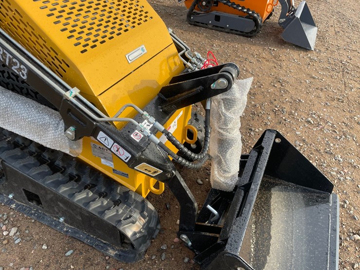 #2010-•-2026-agt-mx-crt23-compact-track-loader-image-6