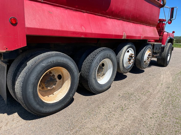 mack-dm688s-image-37