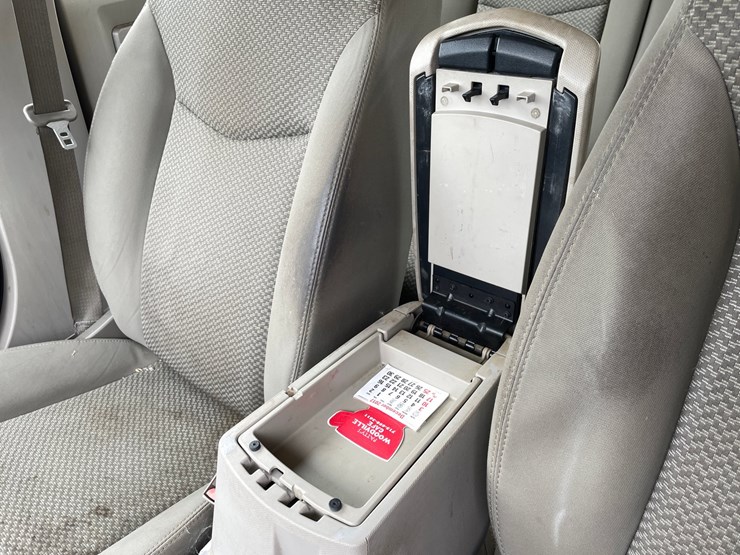 #206-•-2008-chrysler-sebring-(has-wi-title)-image-57