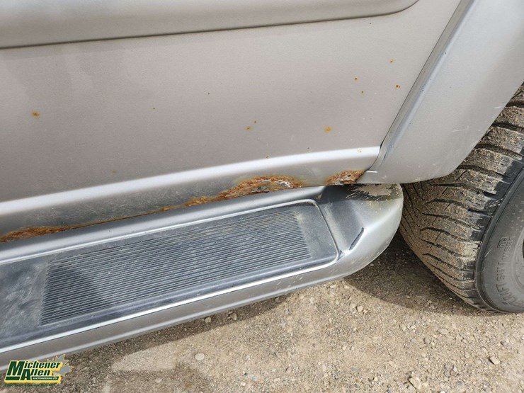2002-toyota-sequoia-limited-image-28