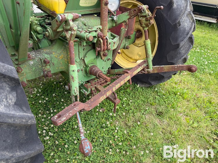 1963-john-deere-1010-image-9