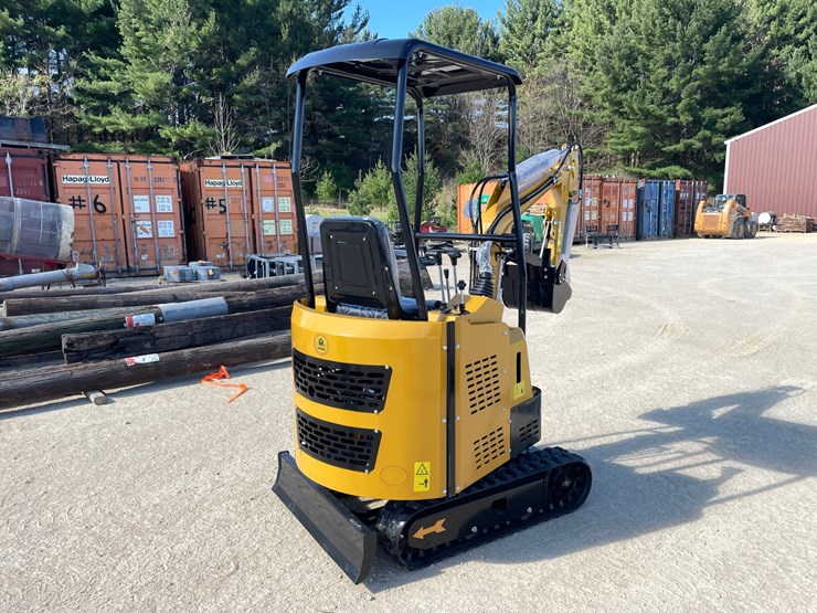#1100-•-new-ats-rt15r-mini-excavator-image-4