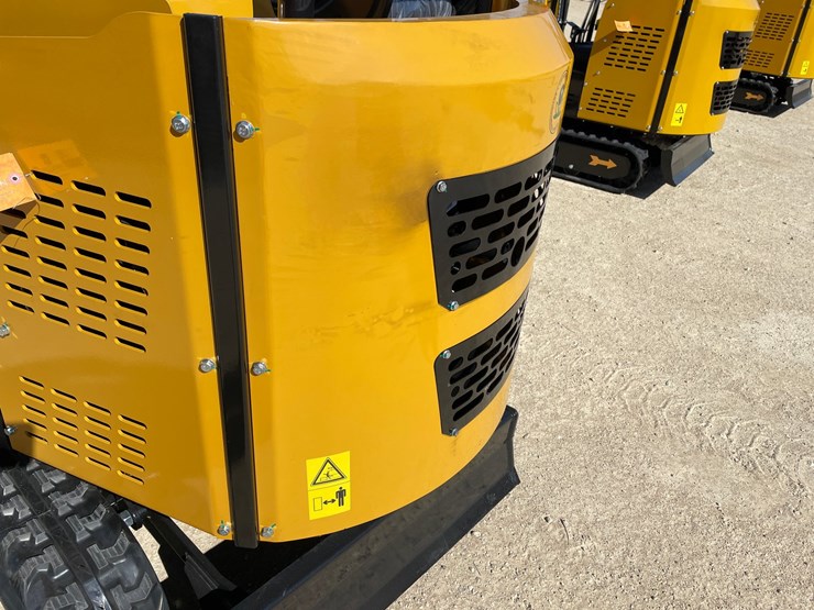 #1100-•-new-ats-rt15r-mini-excavator-image-16
