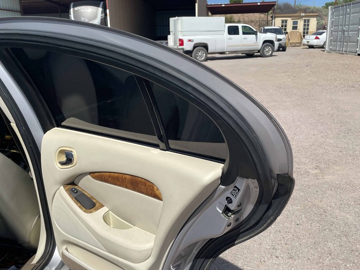 #211-•-2005-jaguar-s-type-passenger-car-(has-a-nm-title)-image-43
