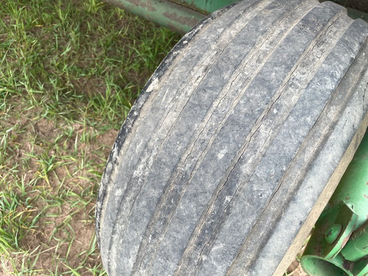 john-deere-1219-image-62