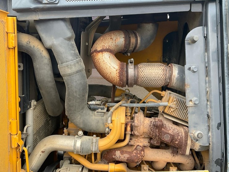 2014-deere-650k-xlt-image-28