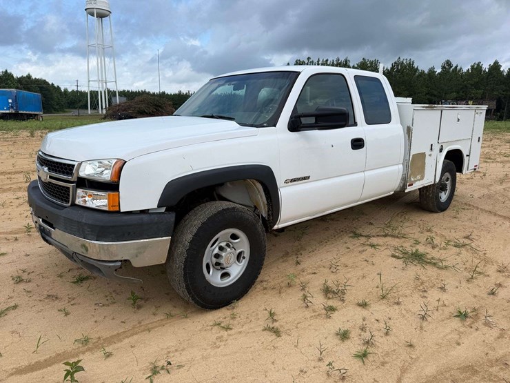 2007-chevrolet-2500hd-image-1