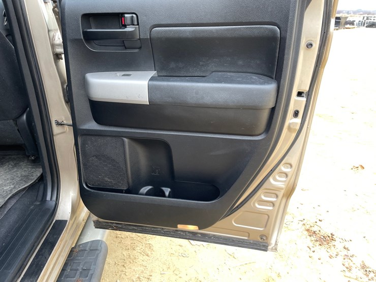 2007-toyota-tundra-sr5-image-58