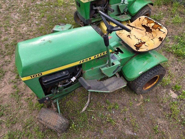 john-deere-100-image-7