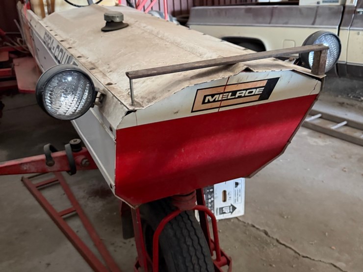 103-melroe-spray-coupe,-engine-runs,-transmission-linkage-issue,-have-booms-image-16
