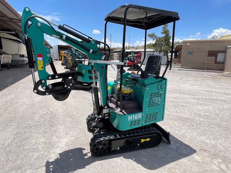 #2655-•-unused-cfg-mini-excavator-image-1