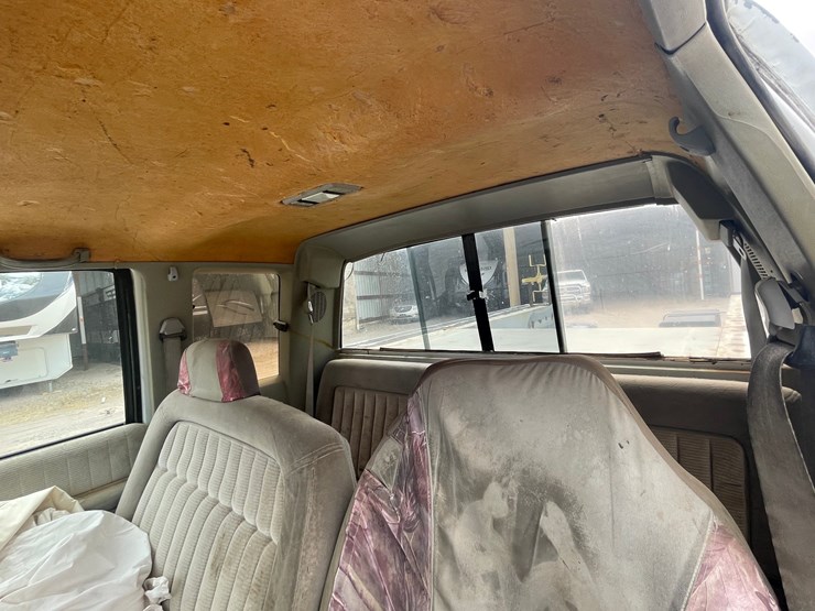 1992-chevrolet-k2500-image-28