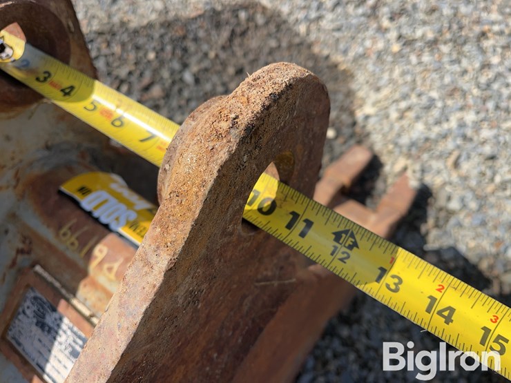 strickland-12"-backhoe-bucket-image-15