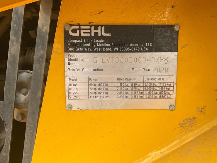 2020-gehl-vt320-image-25