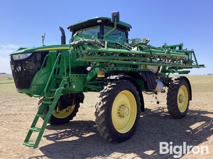 2015-john-deere-r4038-image-1