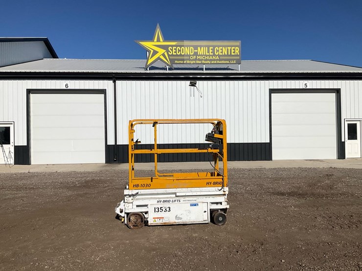 #1310-•-2012-hy-brid-hb-1030-scissor-lift-image-2