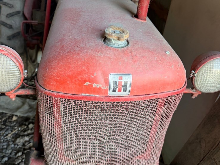 ihc-cub,-￼has-belly-mower-image-13