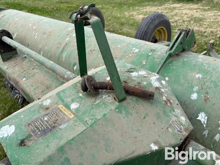 john-deere-120-image-14