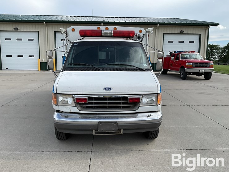 1996-ford-e350-image-2