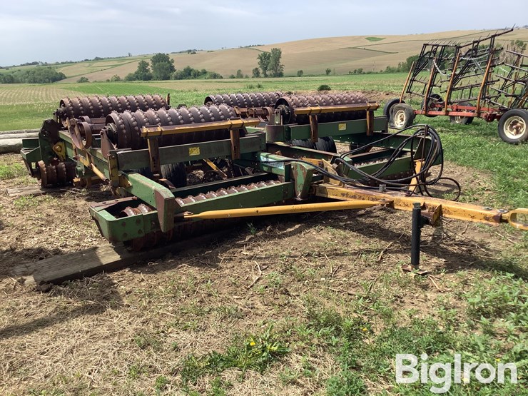 kewanee-mulch-finisher-image-3