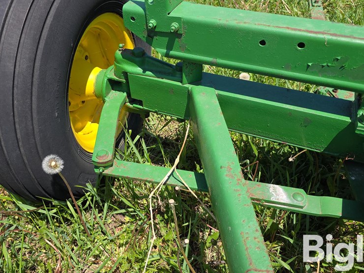 john-deere-running-gear-trailer-image-13