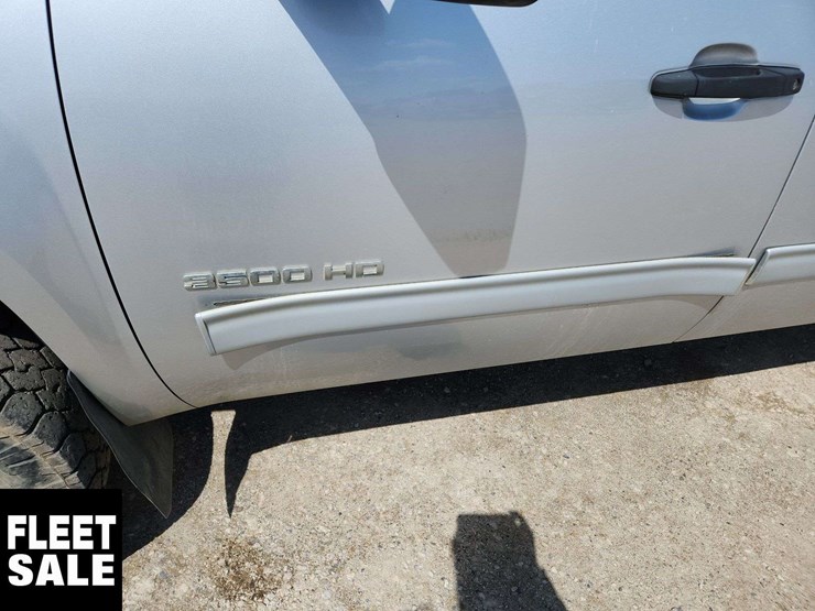 2012-gmc-sierra-3500hd-image-27