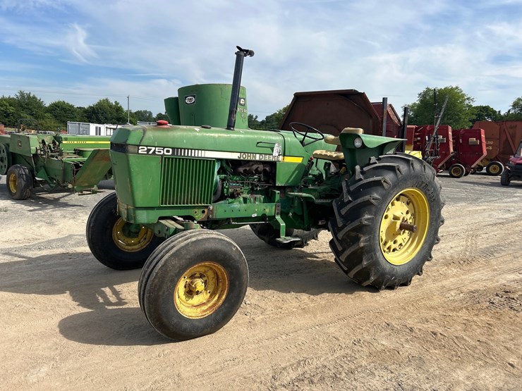 john-deere-2750-image-1